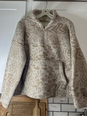 Quarter Zip Sherpa